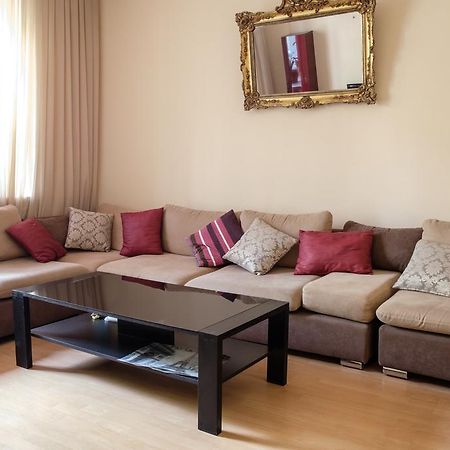 Apartment On Hanrapetutyan Street Erivan Exterior foto