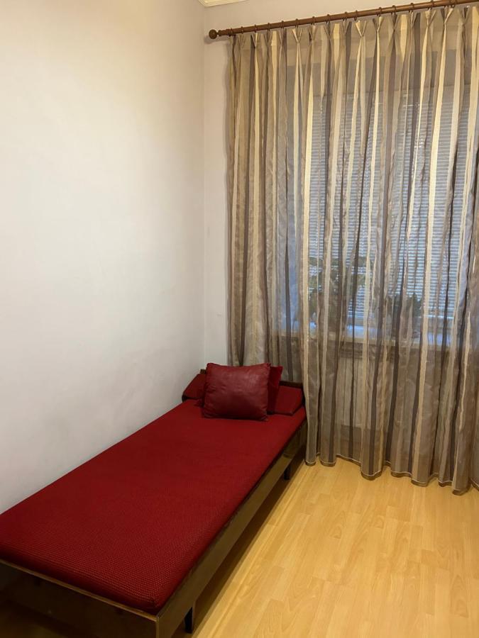 Apartment On Hanrapetutyan Street Erivan Exterior foto